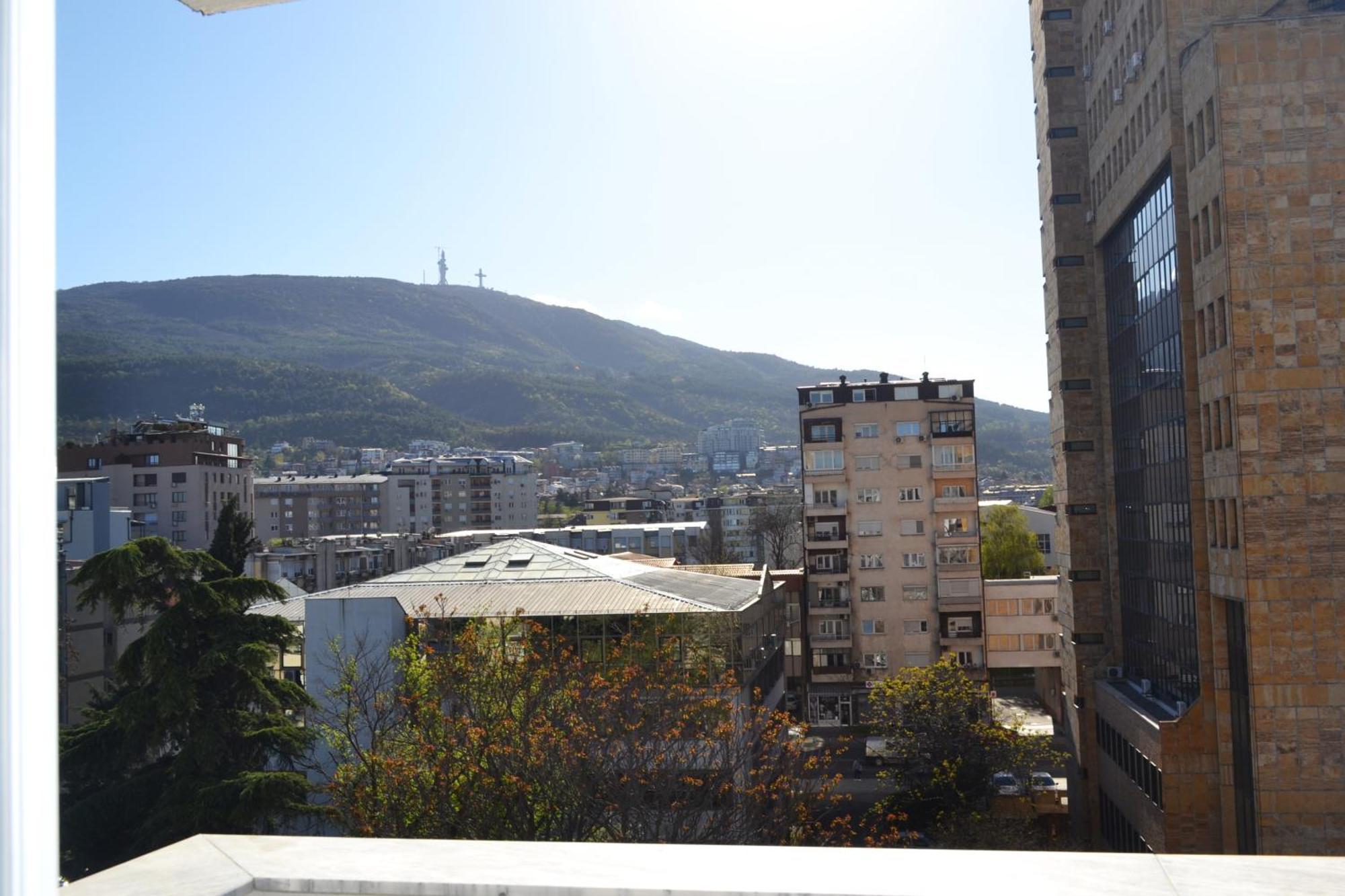 New Apartment In Skopje Center - Free Private Parking 외부 사진