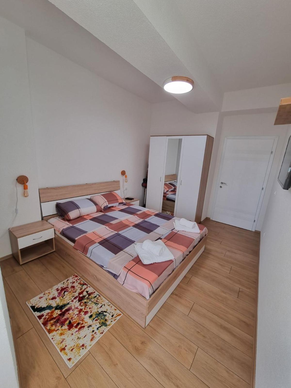 New Apartment In Skopje Center - Free Private Parking 외부 사진